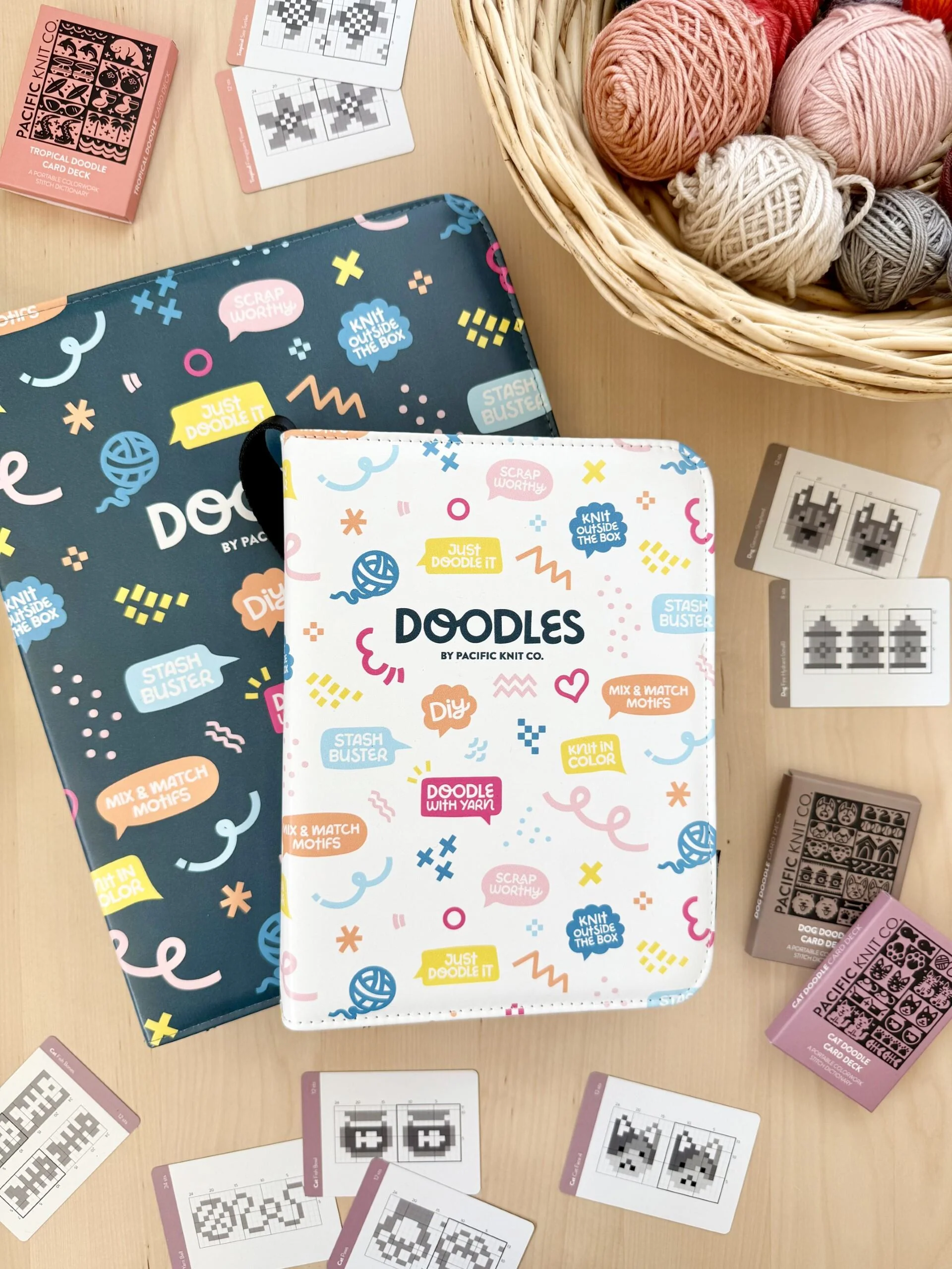 Doodle Card Binder | 9-Pocket | Max (900 pcs) | Doodles - Image 3
