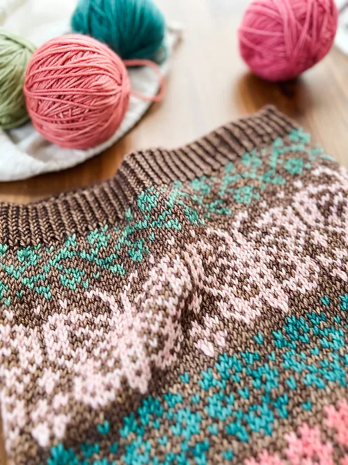 Floral Doodle (Standard Cowl) - Image 3